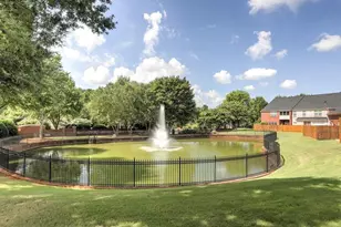 8006 Lexington Dr, Roswell, GA 30075 - Photo 24