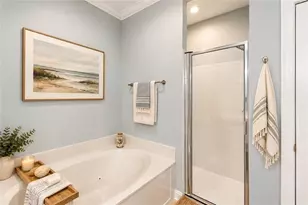 8006 Lexington Dr, Roswell, GA 30075 - Photo 12