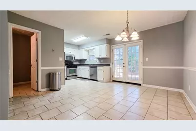 1040 Huntington Trace SE, Smyrna, GA 30082 - Photo 4