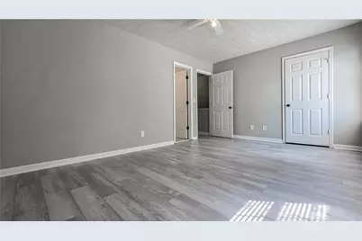 1040 Huntington Trace SE, Smyrna, GA 30082 - Photo 12