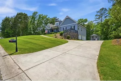 423 Spring Lake Hills, White, GA 30184 - Photo 2