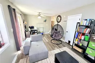 6900 Roswell Rd, Sandy Springs, GA 30328 - Photo 12