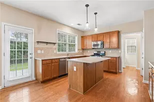3660 Azurite St, Cumming, GA 30040 - Photo 10