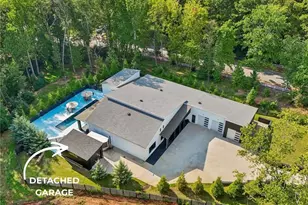 3240 Smithtown Rd, Suwanee, GA 30024 - Photo 48