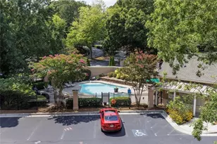 131 Ashford Cir, Dunwoody, GA 30338 - Photo 22
