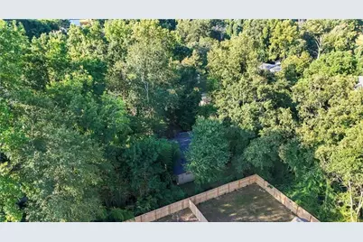 2047 Joseph E Boone Boulevard NW, Atlanta, GA 30314 - Photo 6
