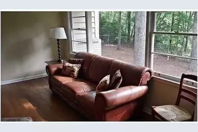1493 Chateau Drive, Dunwoody, GA 30338 - Photo 2