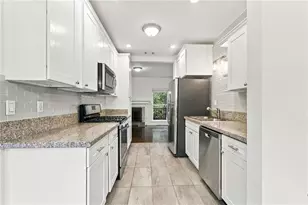 653 Park Village Dr NE, Atlanta, GA 30306 - Photo 10