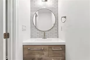 653 Park Village Dr NE, Atlanta, GA 30306 - Photo 18