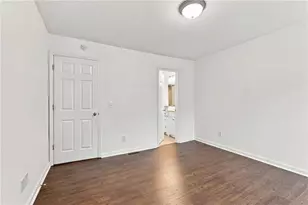 653 Park Village Dr NE, Atlanta, GA 30306 - Photo 22