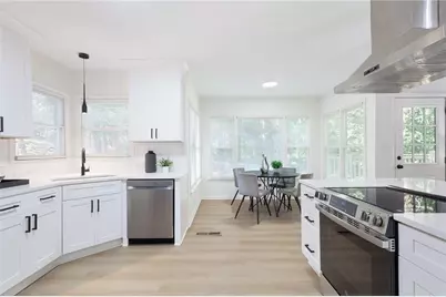 655 Springharbor Drive, Woodstock, GA 30188 - Photo 10