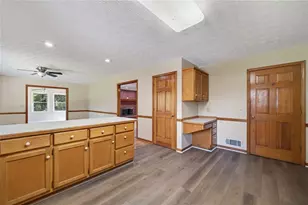 3102 Skyland Dr SW, Snellville, GA 30078 - Photo 10
