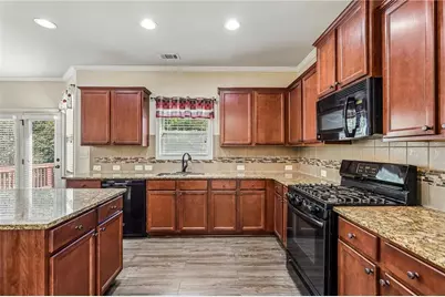 202 Inverness Avenue, Newnan, GA 30263 - Photo 10