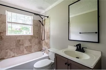 1074 Ollie Circle NW #B, Atlanta, GA 30314 - Photo 6
