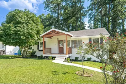 914 Bank Street SE, Smyrna, GA 30080 - Photo 1