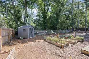 1909 Kemp Rd, Marietta, GA 30066 - Photo 32