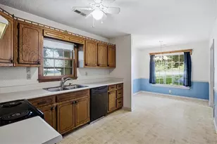 1709 Winchester Way SE, Conyers, GA 30013 - Photo 10