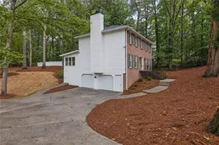 120 Catharine Ln, Fayetteville, GA 30214 - Photo 4
