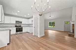247 Pebble Creek Dr, McDonough, GA 30253 - Photo 10