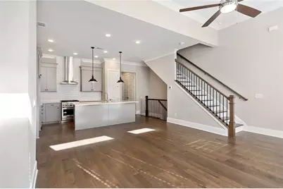 582 Broadview Place NE, Atlanta, GA 30324 - Photo 12