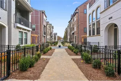 582 Broadview Place NE, Atlanta, GA 30324 - Photo 6