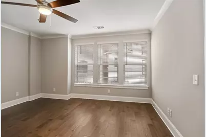 582 Broadview Place NE, Atlanta, GA 30324 - Photo 18