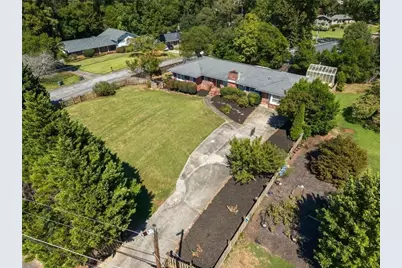 2579 Whiteleigh Drive NE, Atlanta, GA 30345 - Photo 2
