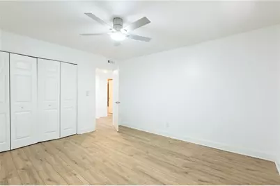 6851 Roswell Road #I11, Atlanta, GA 30328 - Photo 10