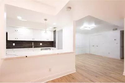 6851 Roswell Road #I11, Atlanta, GA 30328 - Photo 16
