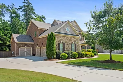 2736 Glenkenchie Court NW, Acworth, GA 30101 - Photo 2
