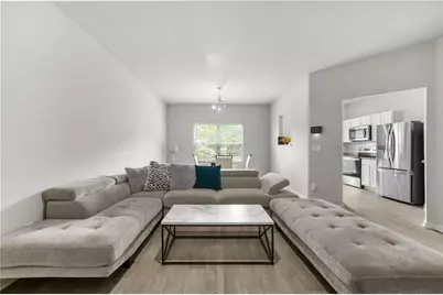 6907 Rogers Point, Lithonia, GA 30058 - Photo 8