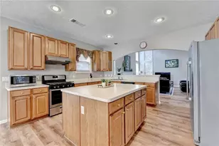 425 Martin Creek Way, Lawrenceville, GA 30045 - Photo 14
