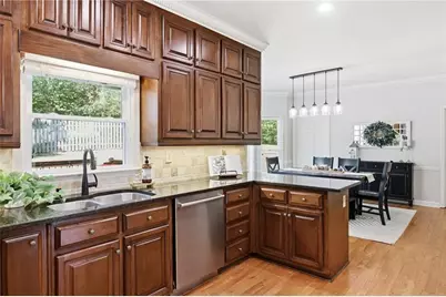 4254 Chestnut Walk, Marietta, GA 30066 - Photo 12