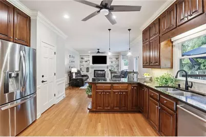 4254 Chestnut Walk, Marietta, GA 30066 - Photo 10