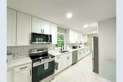 2376 Melinda Drive NE, Atlanta, GA 30345 - Photo 6