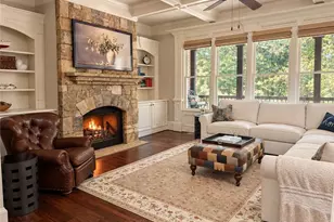 320 Wisteria Cir, Roswell, GA 30076 - Photo 4