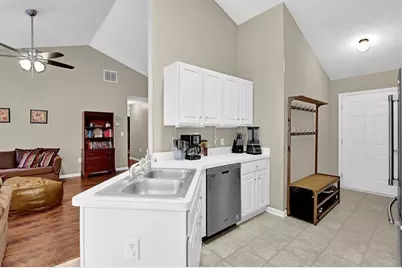 104 Jacob Drive, Braselton, GA 30548 - Photo 4