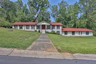 5645 Nottingham Dr NW, Lilburn, GA 30047 - Photo 6