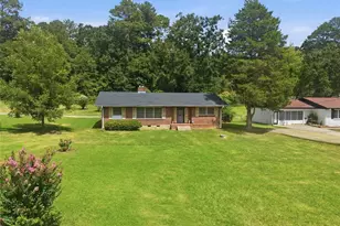 6622 Hawes Dr, Lithonia, GA 30058 - Photo 1