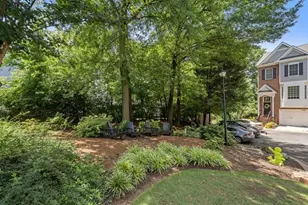 1251 Brickton Dr NW, Atlanta, GA 30318 - Photo 36
