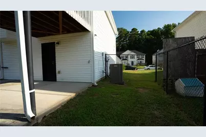 2010 Hillspring Lane, Lithonia, GA 30058 - Photo 32