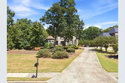 1011 Ardmore Trail, Hoschton, GA 30548 - Photo 4