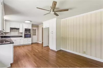 805 Gettysburg Trail NE, Kennesaw, GA 30144 - Photo 12
