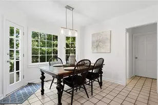 12200 Wexford Club Dr, Roswell, GA 30075 - Photo 14