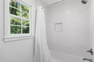 12200 Wexford Club Dr, Roswell, GA 30075 - Photo 32