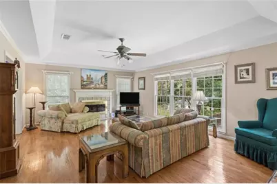 1802 Hunters Glen NE, Marietta, GA 30062 - Photo 2