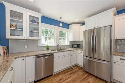 419 S Howard Street SE, Atlanta, GA 30317 - Photo 10