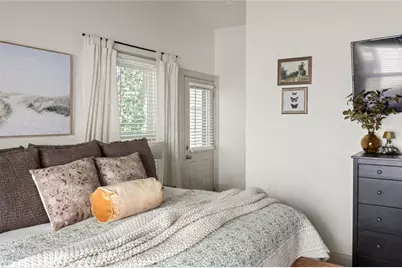 655 S Grand Avenue NW, Atlanta, GA 30318 - Photo 14