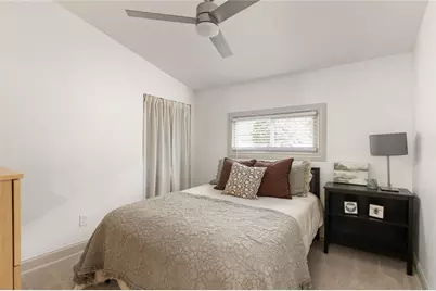 655 S Grand Avenue NW, Atlanta, GA 30318 - Photo 18