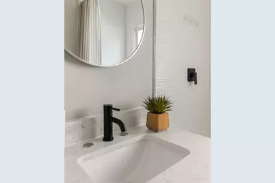 655 S Grand Avenue NW, Atlanta, GA 30318 - Photo 16